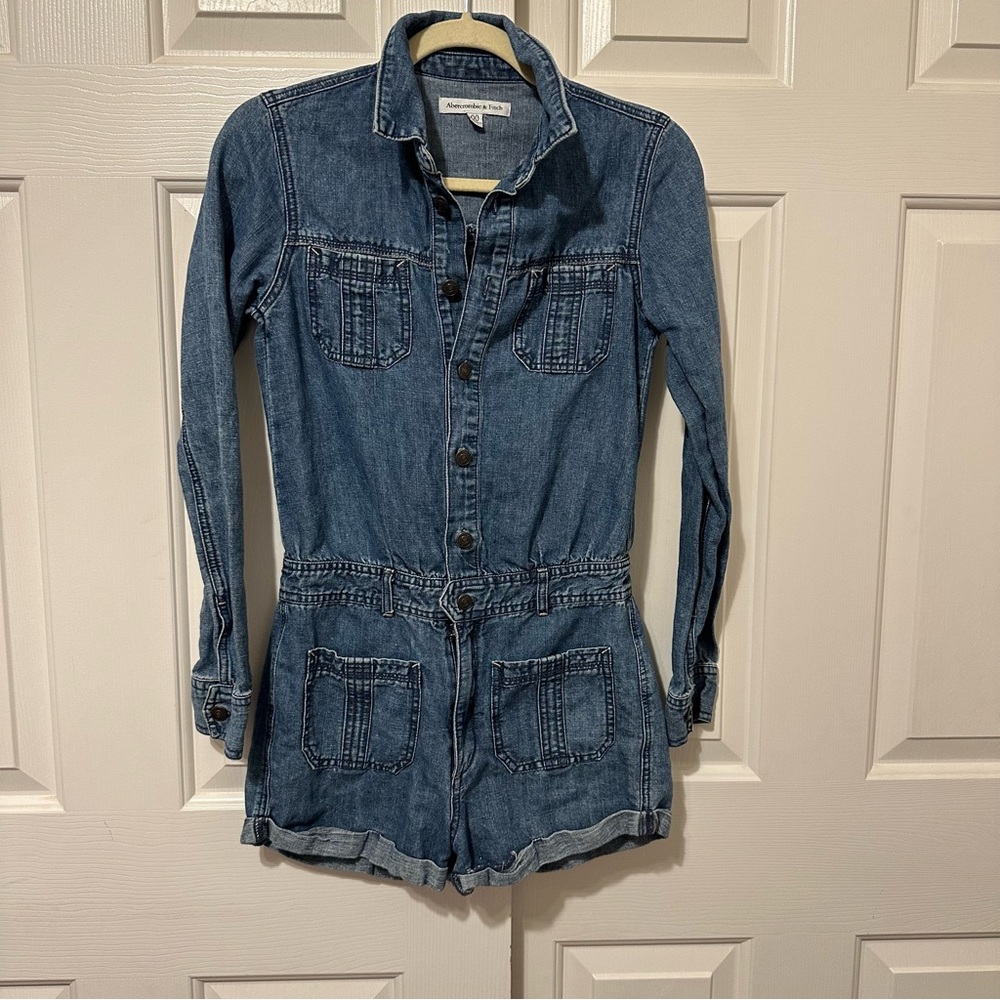 Abercrombie & Fitch Women's Denim Coveralls Romper Size 00 Blue Long Sleeve EUC